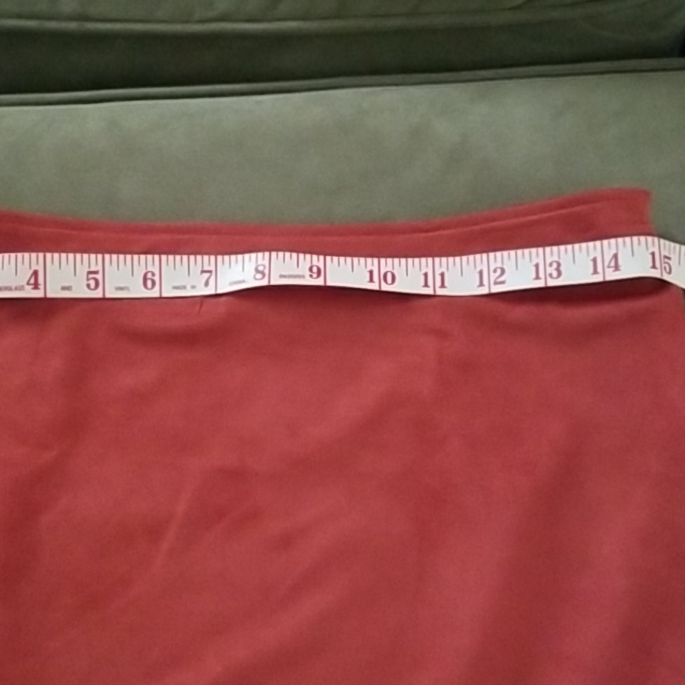 Skirt - Picture 3 of 4